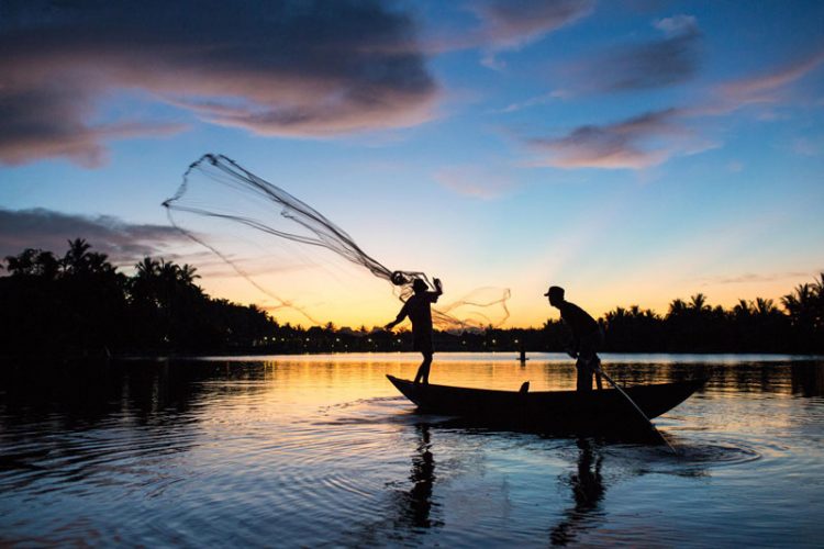 Hoàng hôn trên sông Thu Bồn